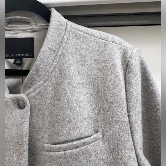 Banana Republic Italian Wool Melton Bomber Coat by Mario Bellucci - Picture 4 of 9